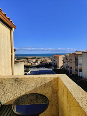 Bel appartement avec vue mer sur SAINT PIERRE LA MER 4MED17J